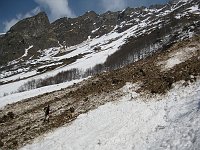 12- Slavina di neve e detriti